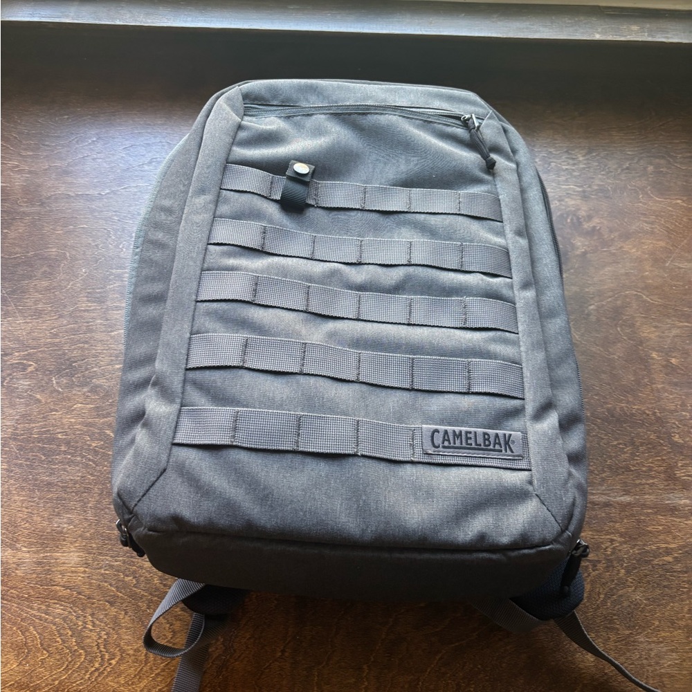 CamelBak 15L Coronado Backpack, Charcoal Grey